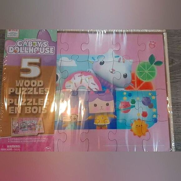 New Gabby's Dollhouse Wood Puzzle Set in Wood Box - Picture 1 of 2